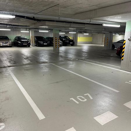 Ein Park Apartment With Free Parking Bratislava Exterior foto